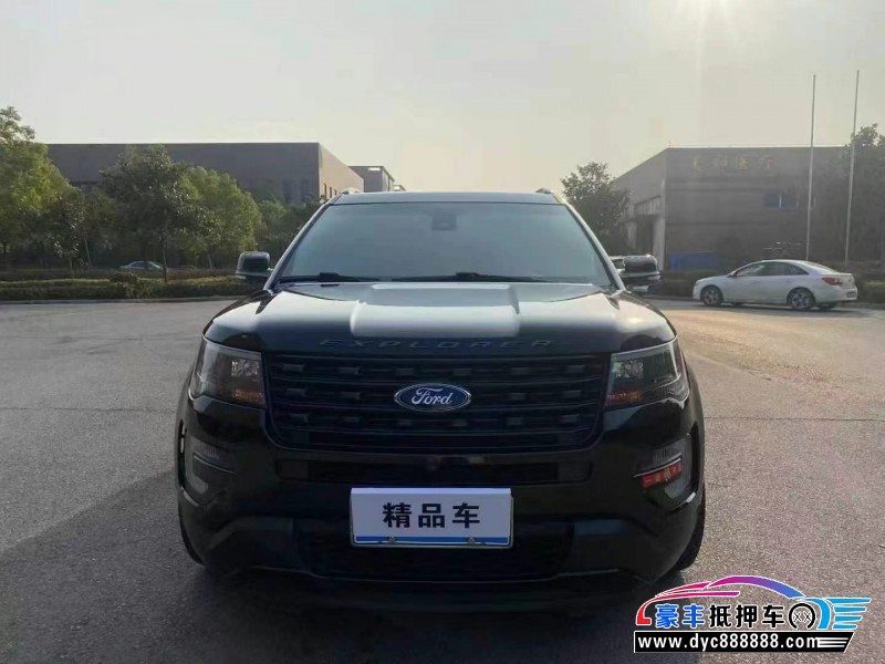 18年福特探险者轿车抵押车出售