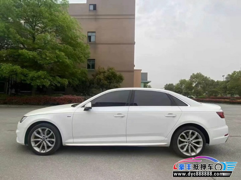 18年奥迪A4L轿车抵押车出售