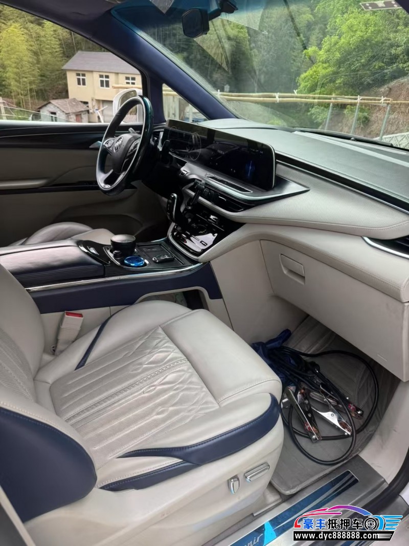 21年别克GL8MPV抵押车出售