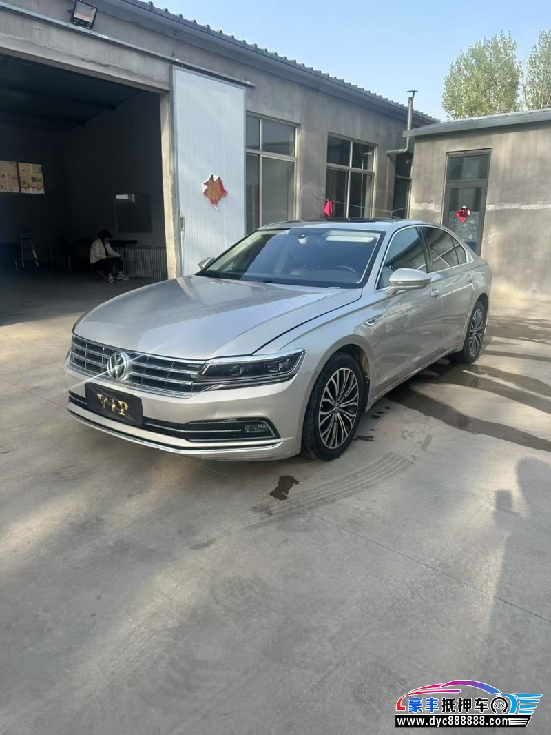 18年大众辉昂轿车抵押车出售