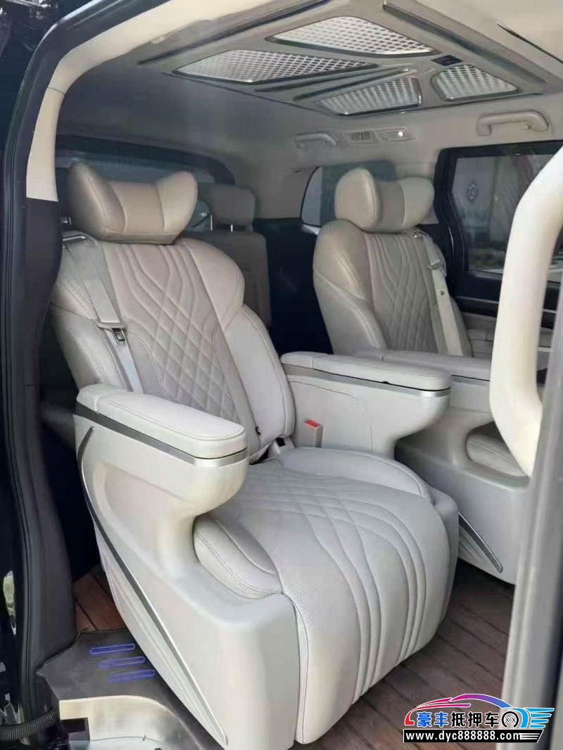 23年传祺M8轿车抵押车出售