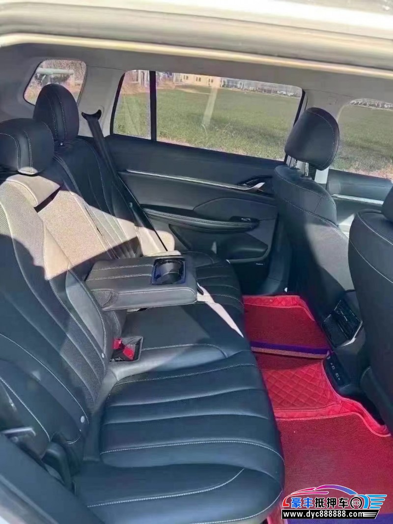 23年荣威RX5轿车抵押车出售