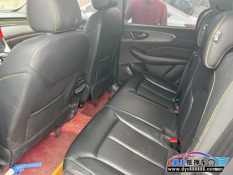 22年荣威RX5轿车抵押车出售