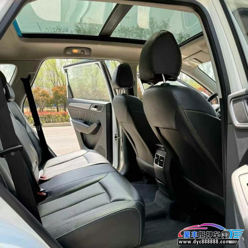 17年荣威RX5轿车抵押车出售