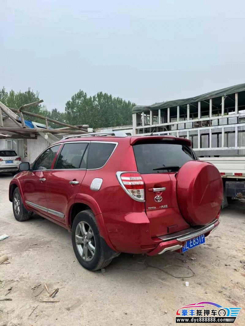 13年丰田RAV4荣放轿车抵押车出售