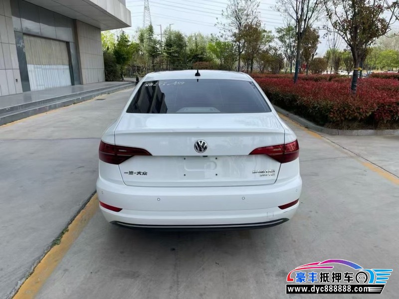 21年大众速腾轿车抵押车出售