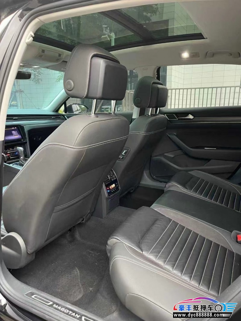 23年大众迈腾轿车抵押车出售