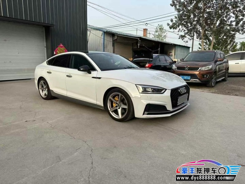 18年奥迪A5轿车抵押车出售