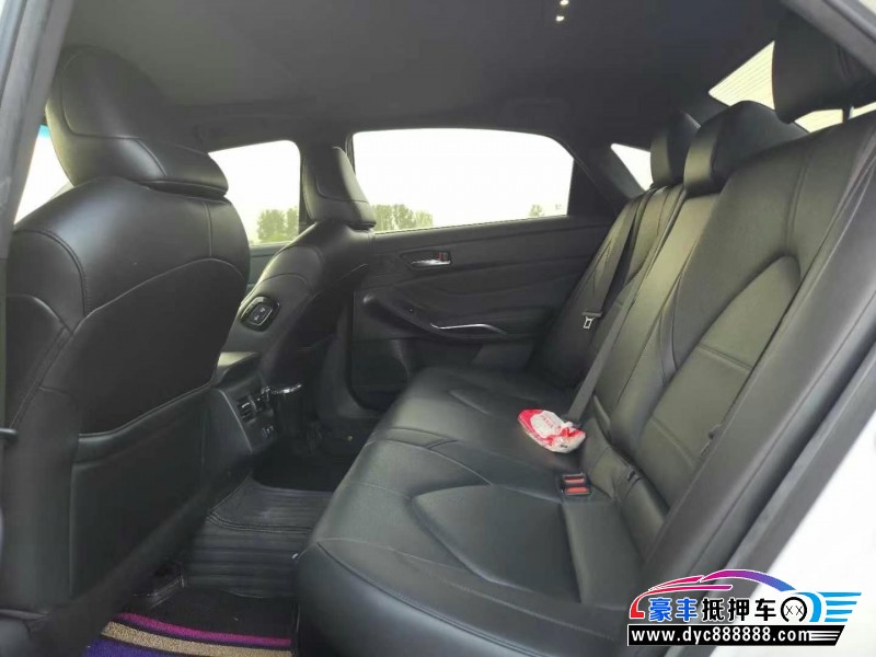 19年丰田亚洲龙轿车抵押车出售