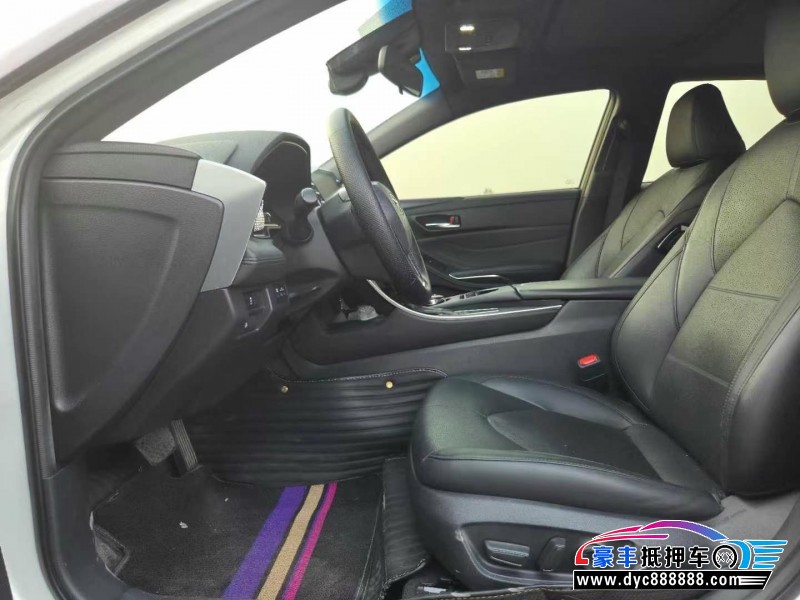 19年丰田亚洲龙轿车抵押车出售