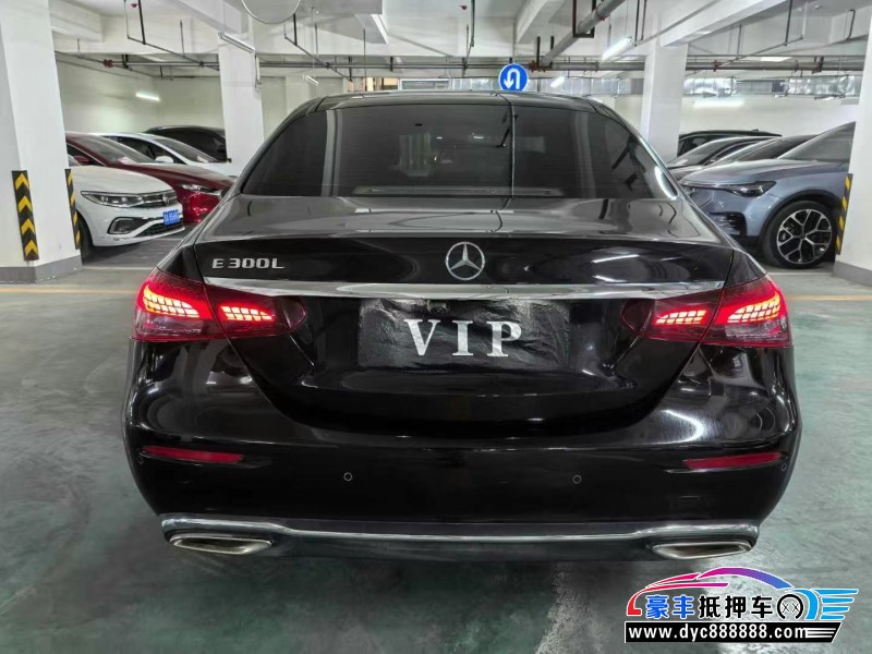 23年奔驰E轿车抵押车出售