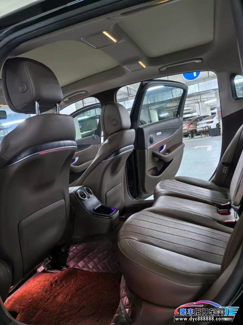 23年奔驰E轿车抵押车出售