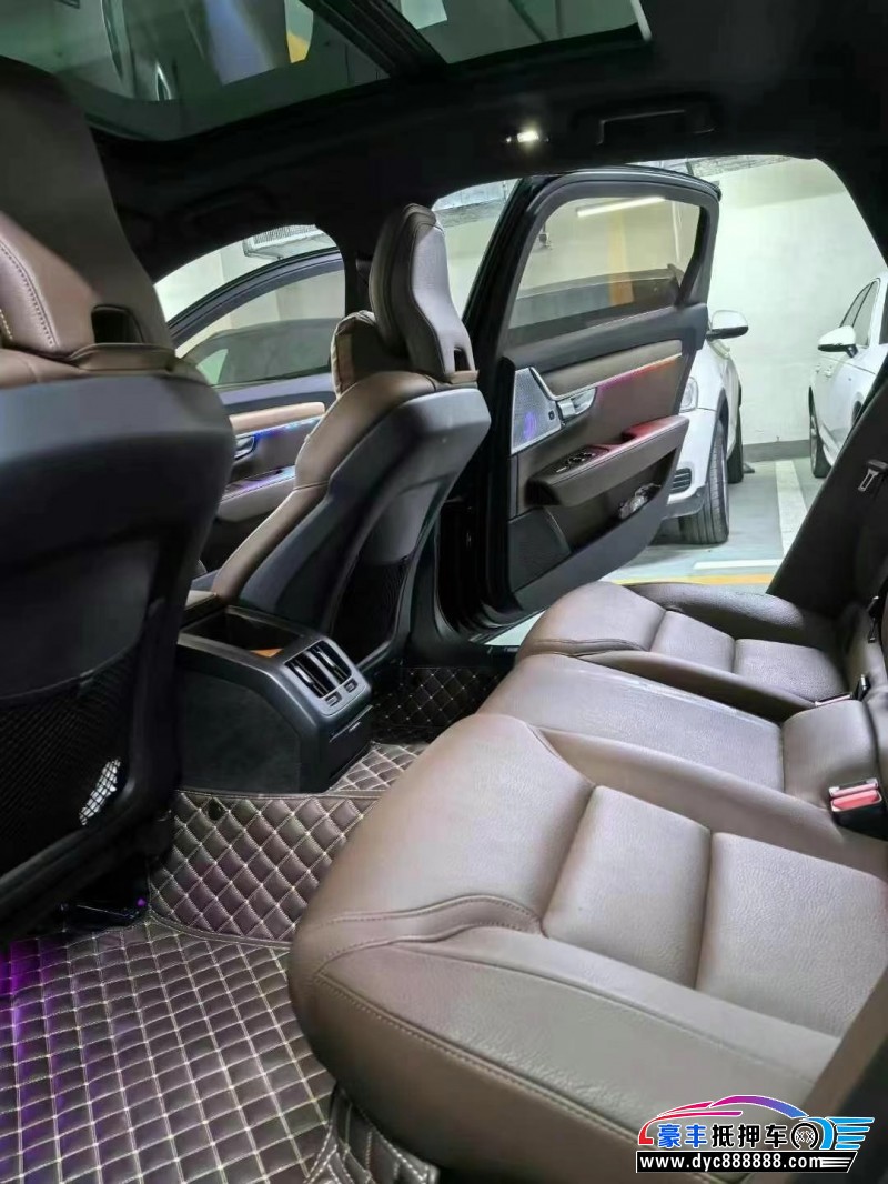 23年沃尔沃S90轿车抵押车出售