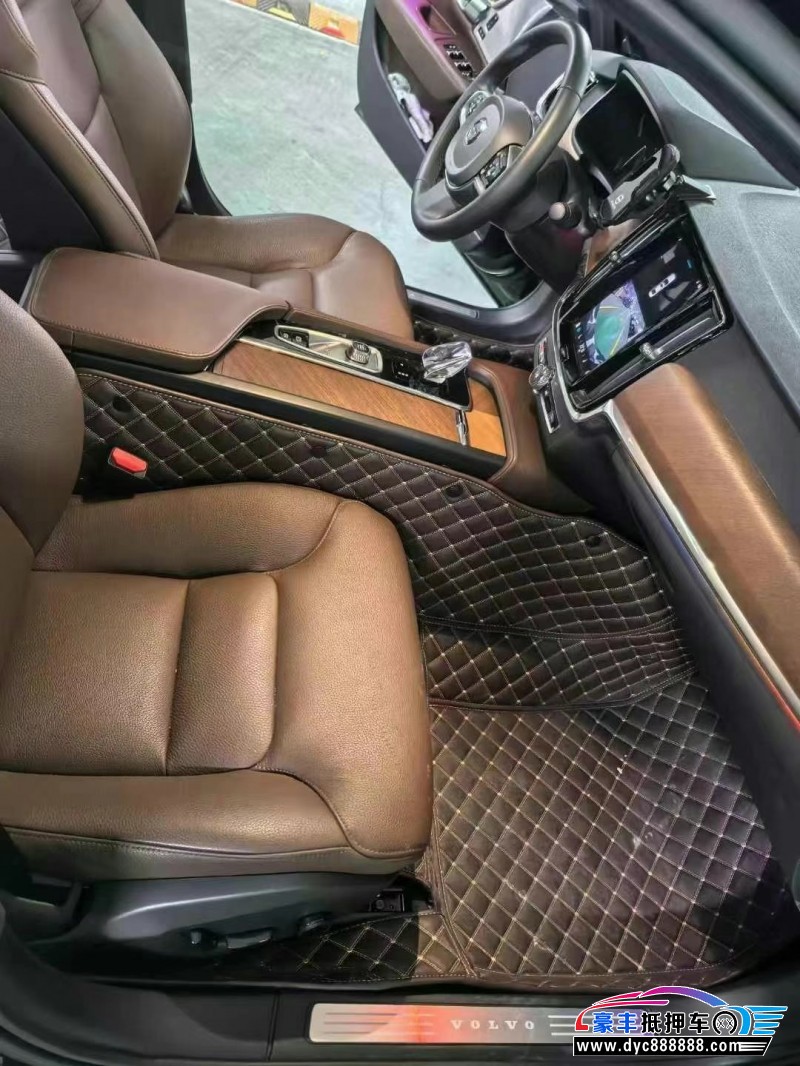 23年沃尔沃S90轿车抵押车出售