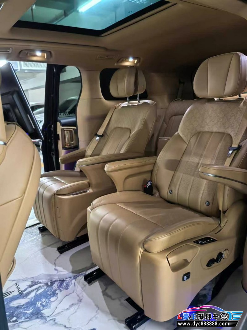 23年岚图梦想家MPV抵押车出售