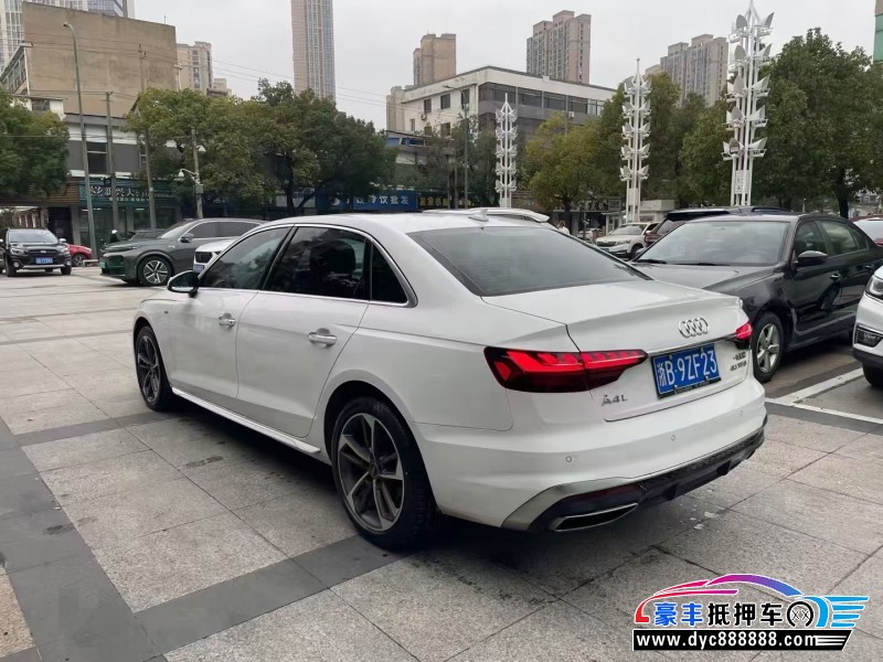 23年奥迪A4轿车抵押车出售