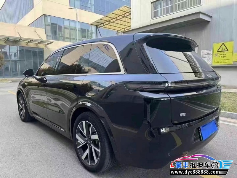23年理想L8SUV抵押车出售
