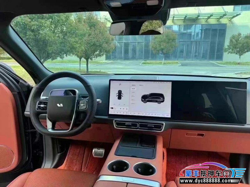 23年理想L8SUV抵押车出售