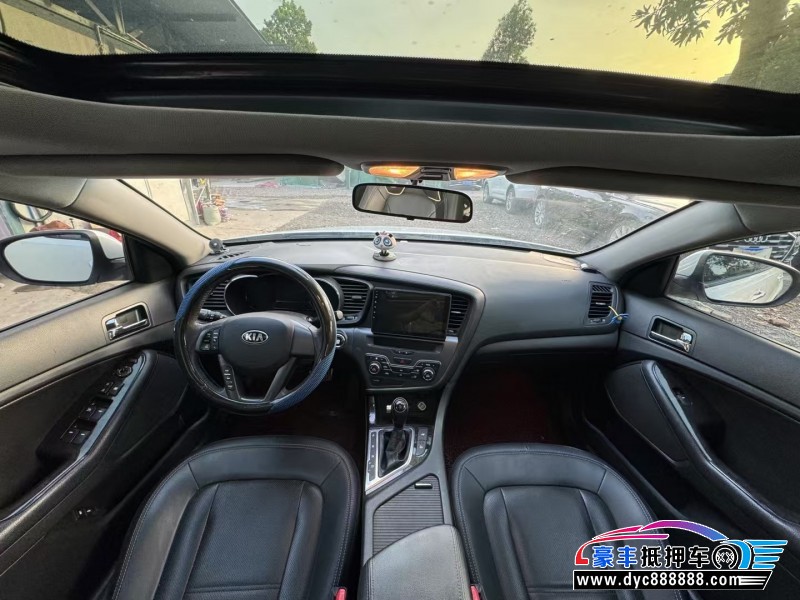 13年起亚K5轿车抵押车出售