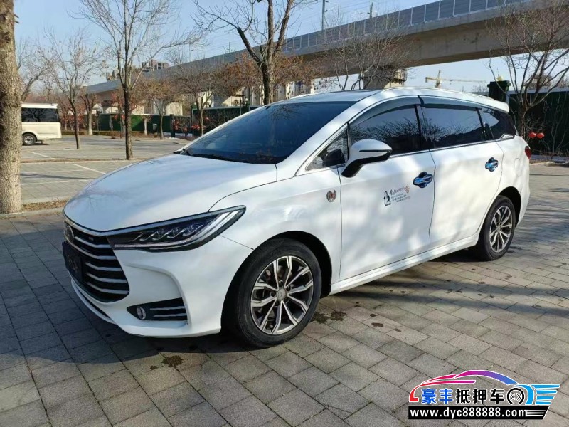 20年比亚迪宋轿车抵押车出售