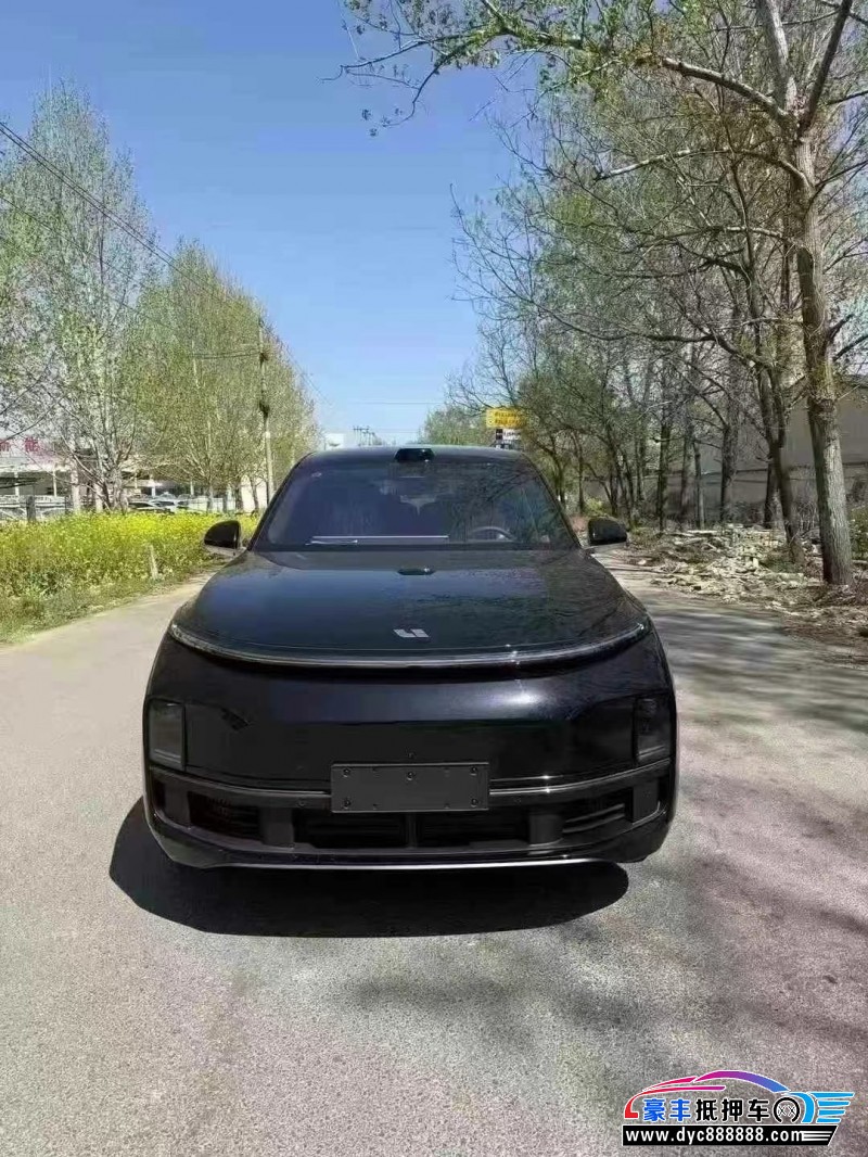 25年理想L9MPV抵押车出售