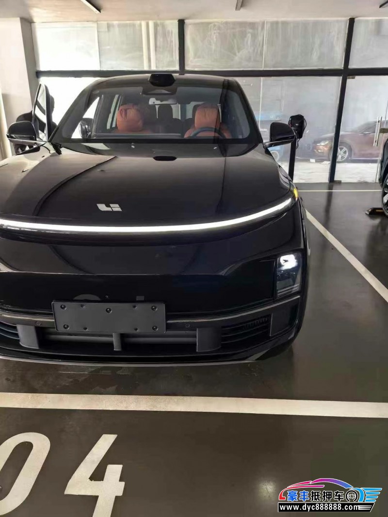 25年理想L8SUV抵押车出售