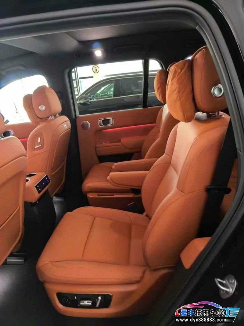 25年理想L8SUV抵押车出售