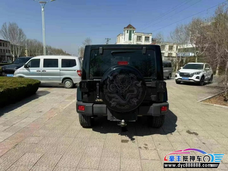 15年Jeep牧马人轿车抵押车出售