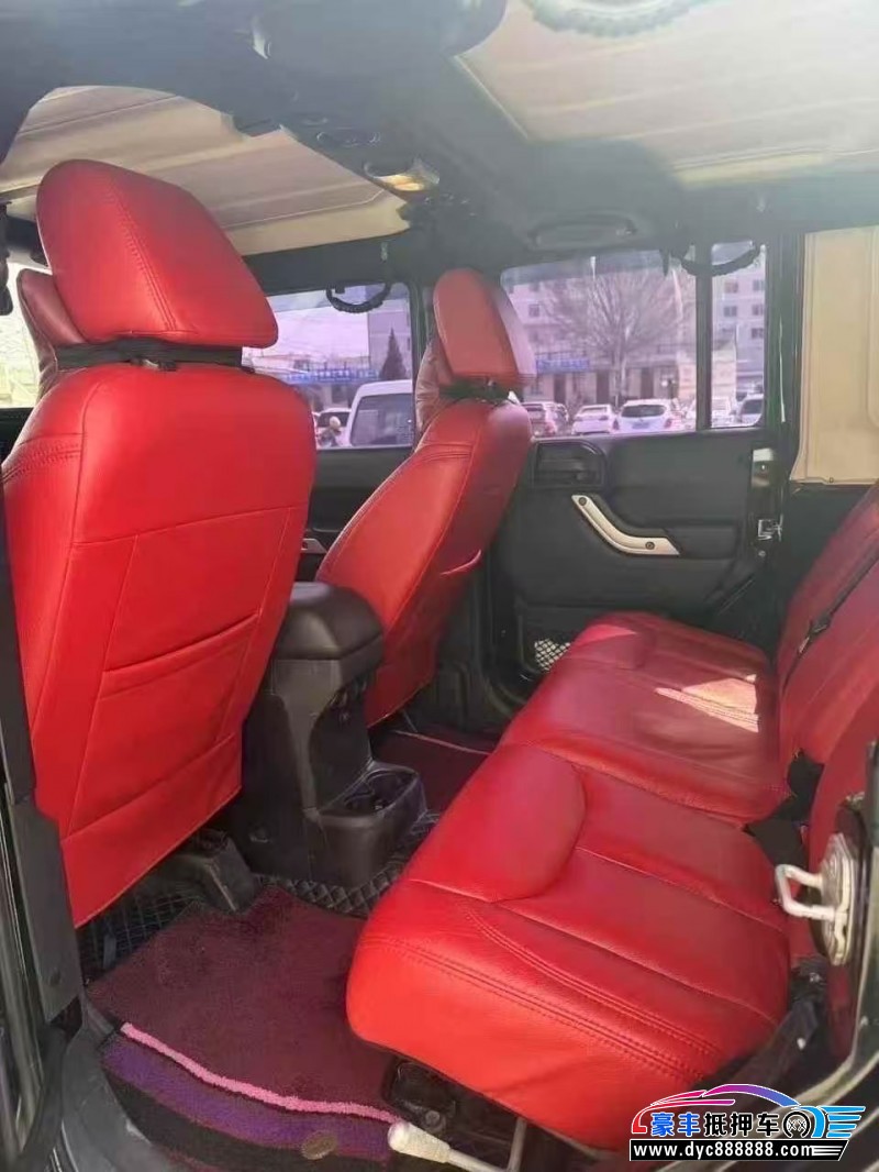 14年Jeep牧马人轿车抵押车出售