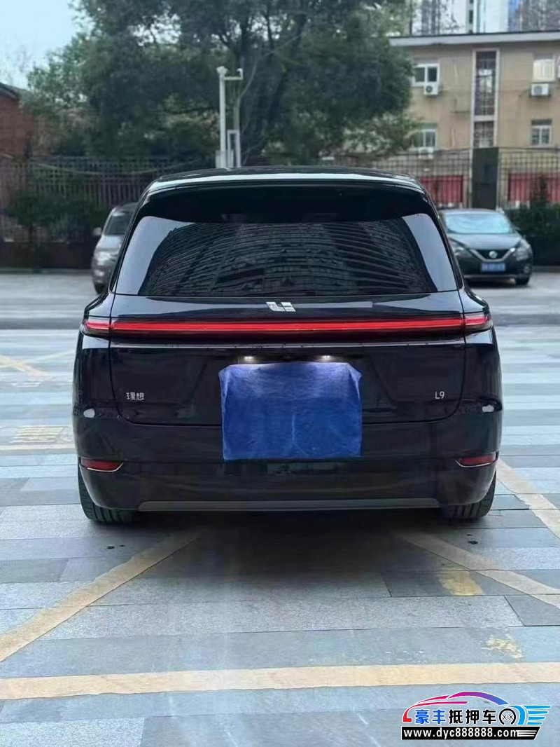 22年理想L9SUV抵押车出售