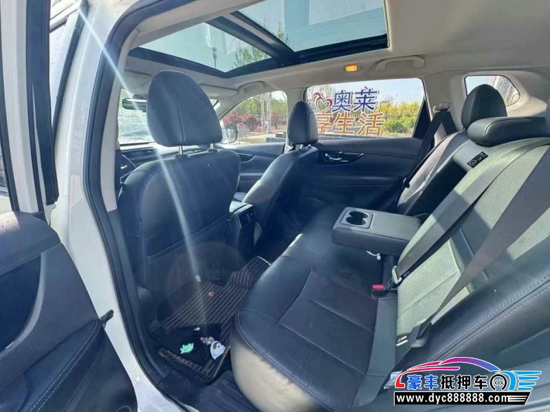 19年日产奇骏轿车抵押车出售