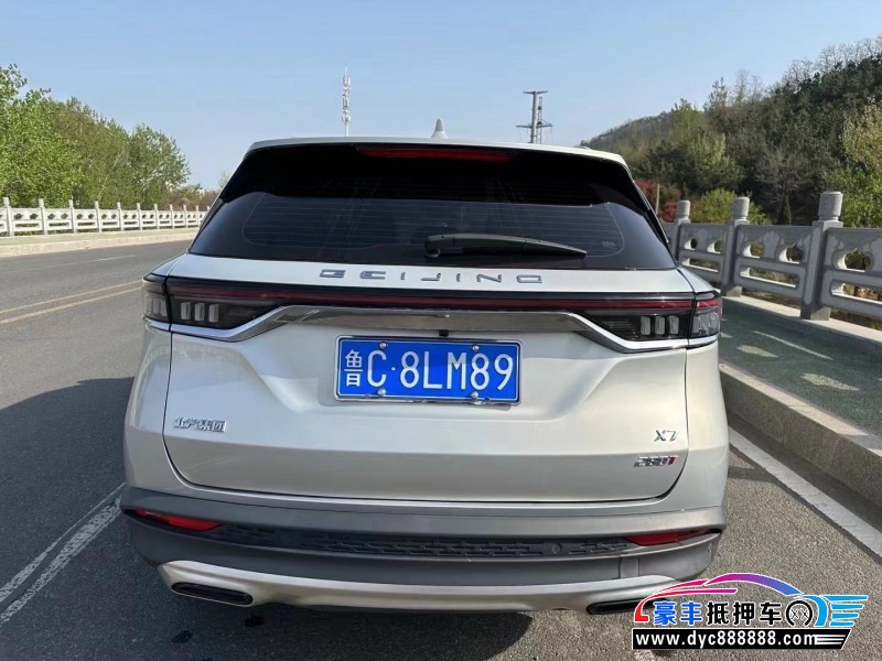 23年北京x7轿车抵押车出售