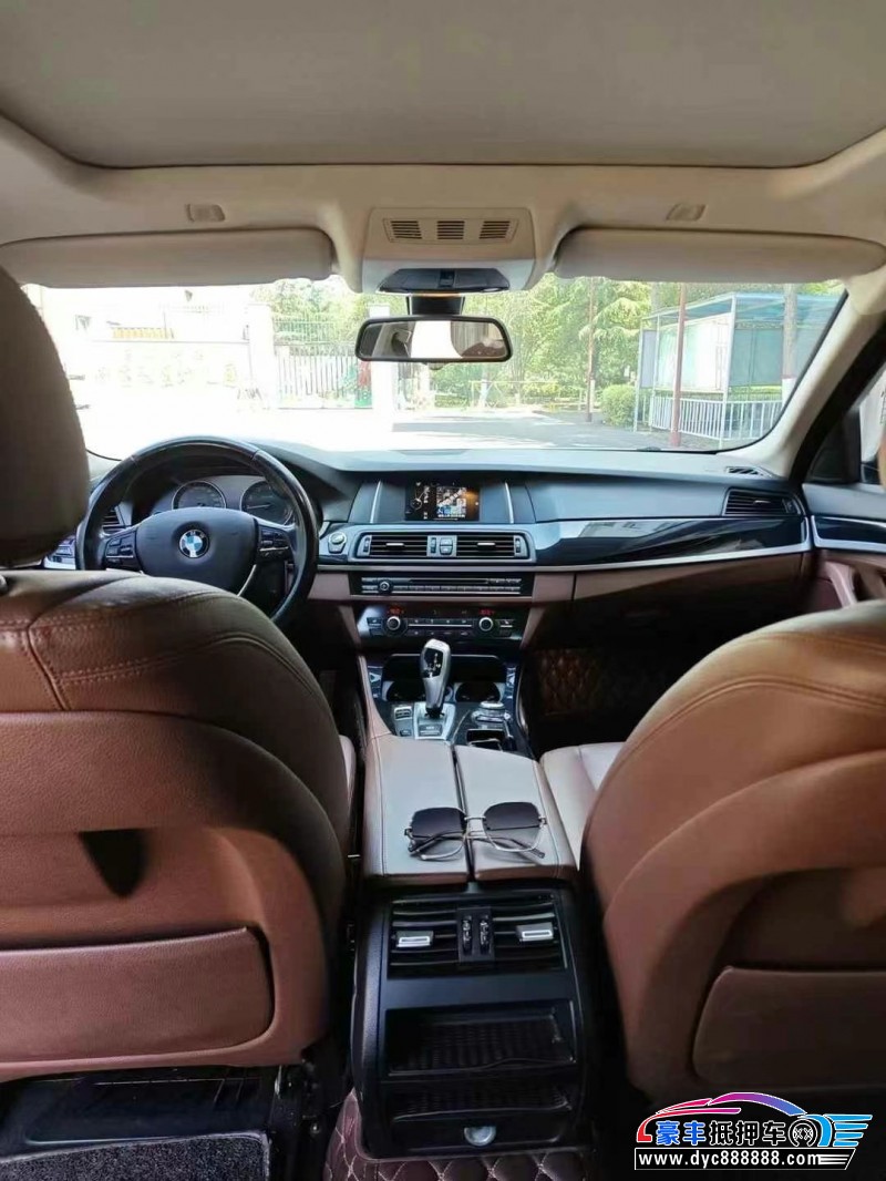 17年宝马5系轿车抵押车出售