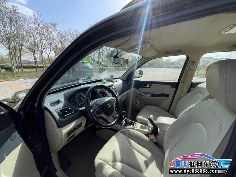 16年海马S7轿车抵押车出售