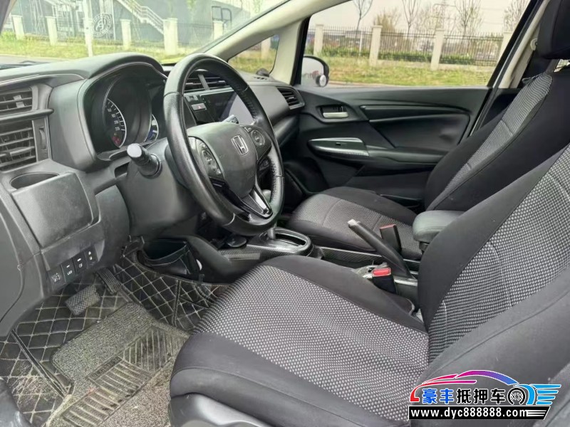 18年本田飞度轿车抵押车出售