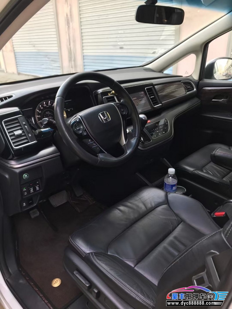 18年本田艾力绅MPV抵押车出售
