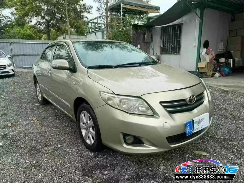 10年丰田卡罗拉轿车抵押车出售