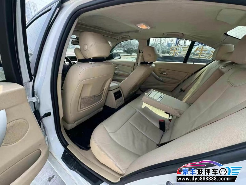 15年宝马3系轿车抵押车出售