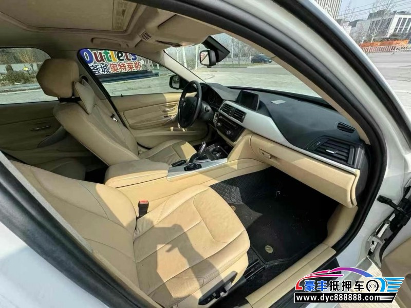 15年宝马3系轿车抵押车出售