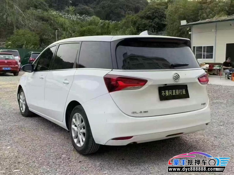 17年别克别克GL6MPV抵押车出售