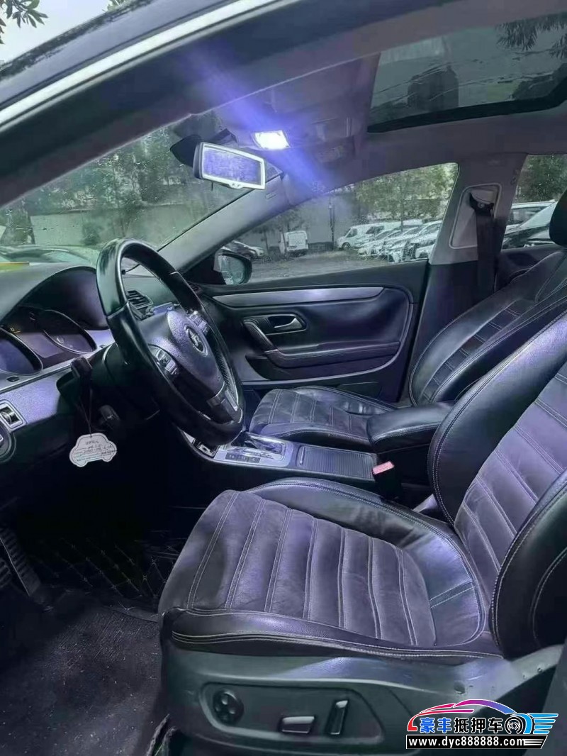 10年大众CC轿车抵押车出售