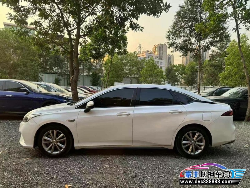 20年埃安炫轿车抵押车出售