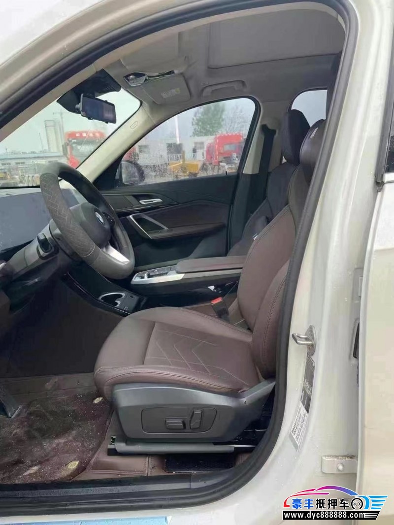 24年宝马X1轿车抵押车出售