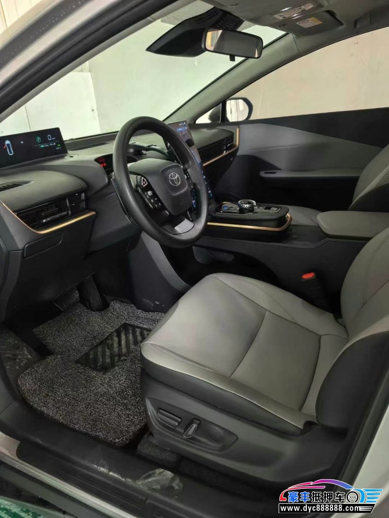 25年丰田BZ3轿车抵押车出售