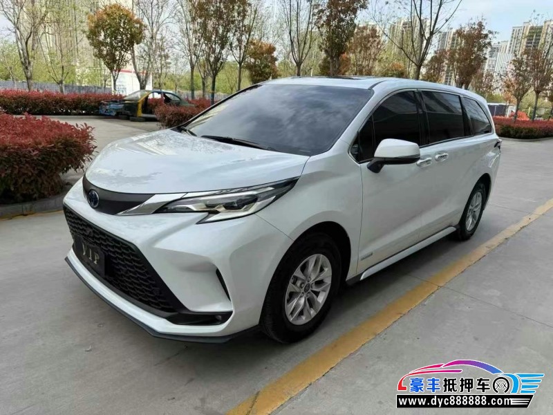 24年丰田格瑞维亚轿车抵押车出售