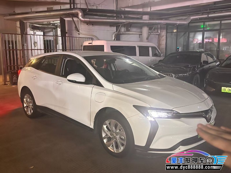 24年别克微蓝轿车抵押车出售