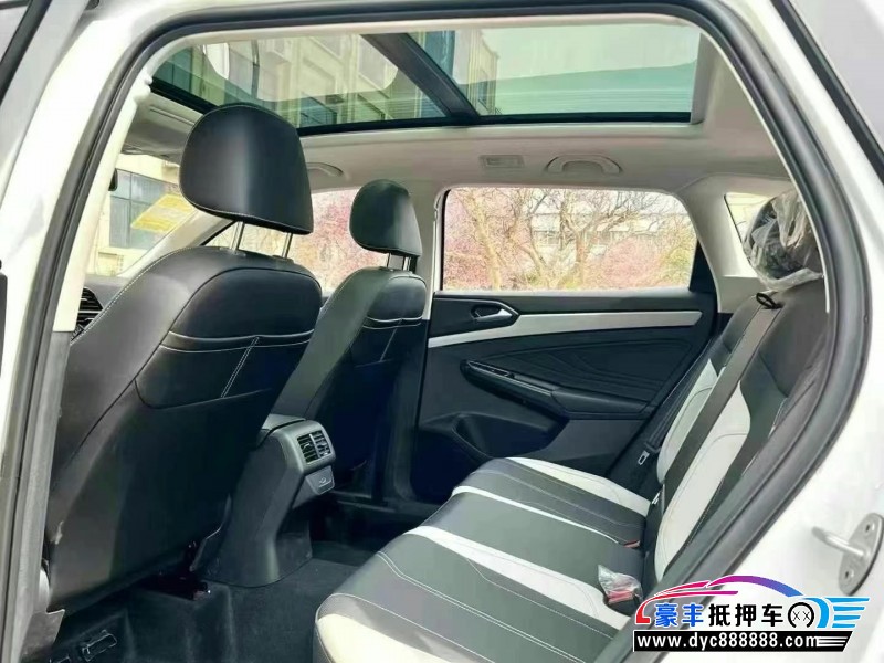 25年大众捷达轿车抵押车出售