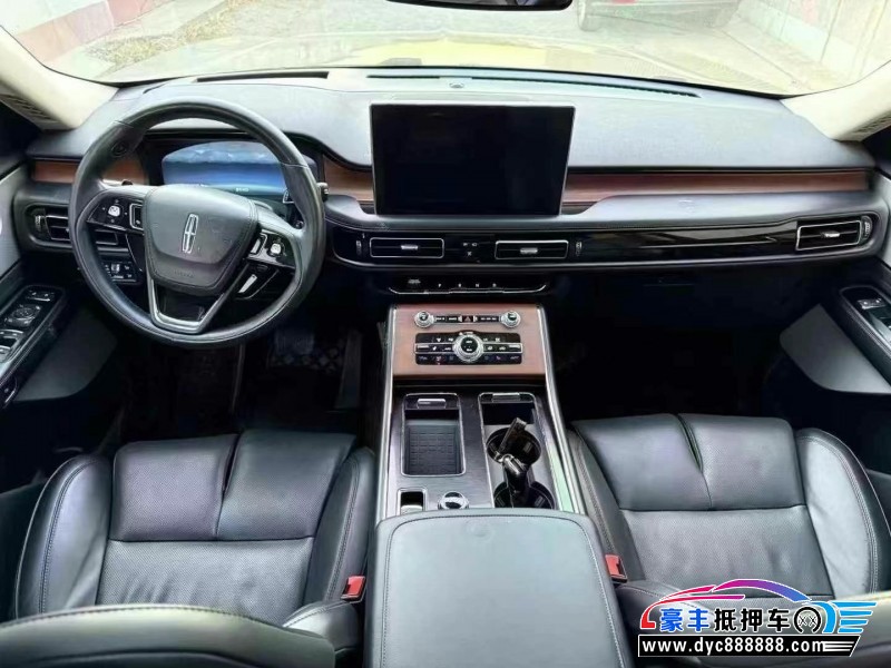 21年林肯飞行家轿车抵押车出售