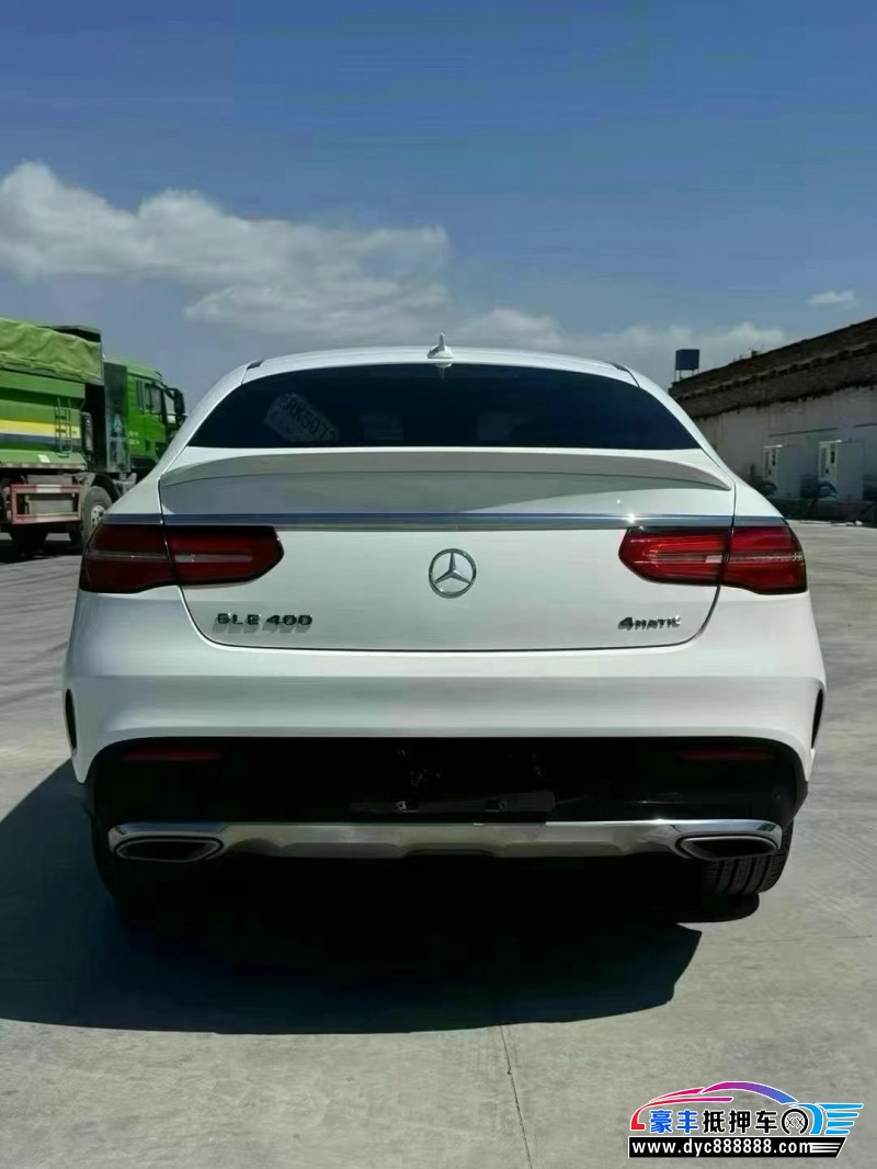 19年奔驰GLE轿车抵押车出售