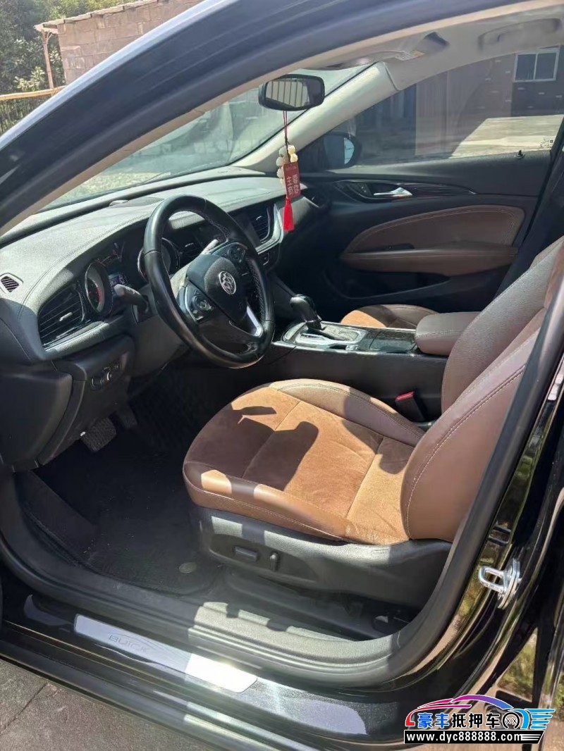 19年别克君威轿车抵押车出售